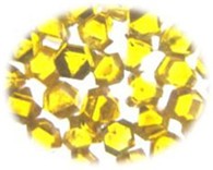 крупные частицы монокристаллического алмаза